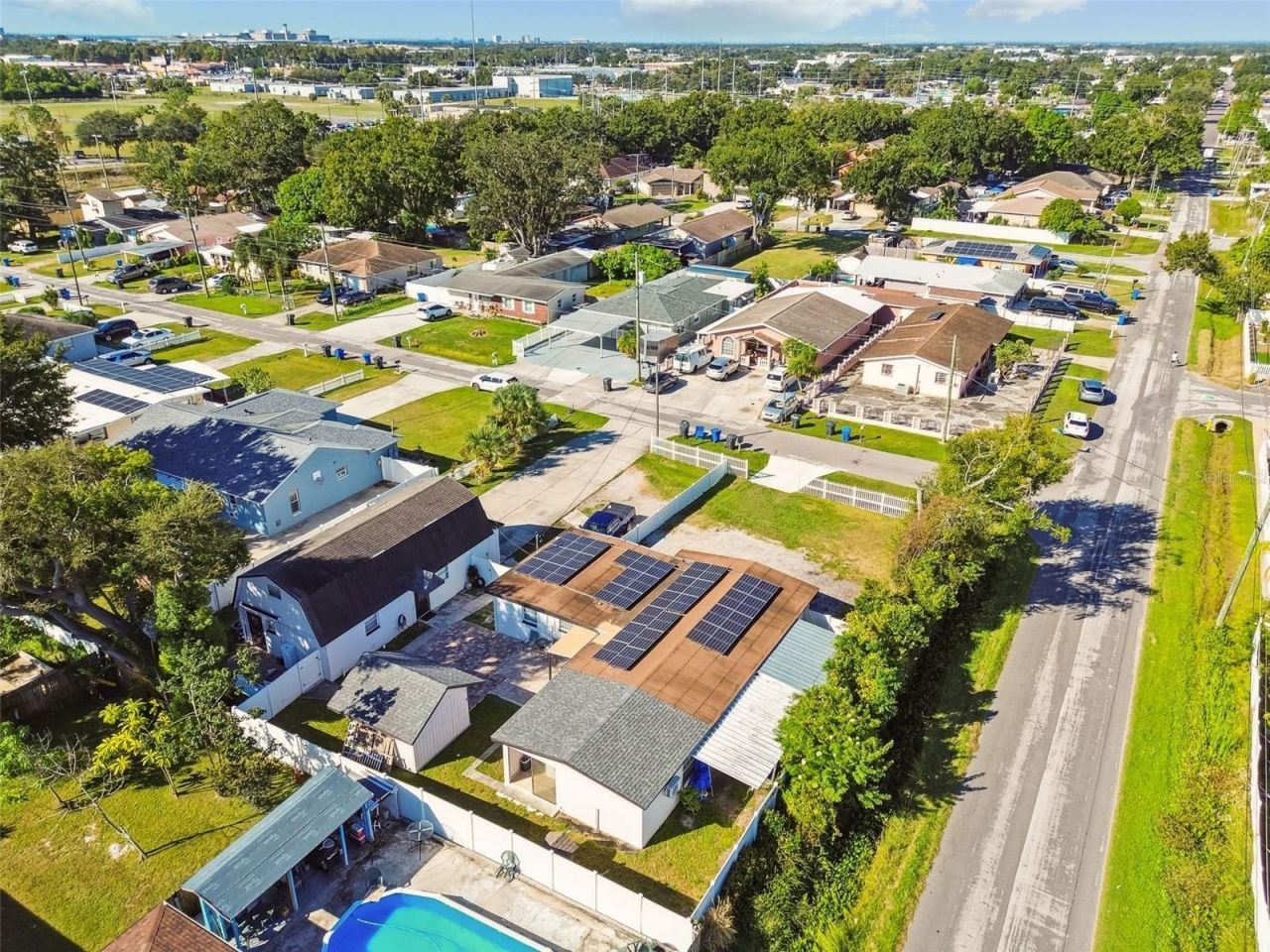 5825 N Thatcher Avenue, Tampa, FL 33614 Photo