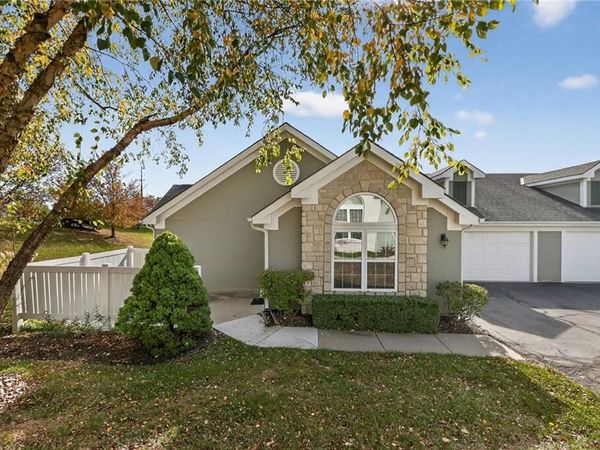 23136 W 71st Terrace, Shawnee, KS 66227