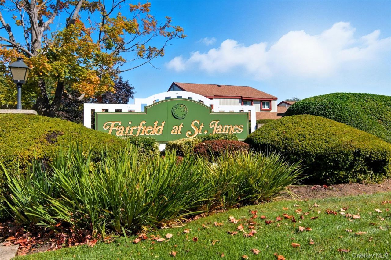 607 Cabot Court E Saint James, NY 11780