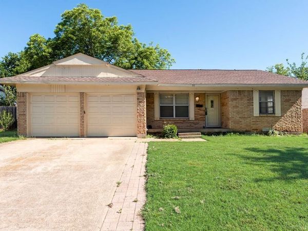 311 Azalea Lane, Duncanville, TX 75137
