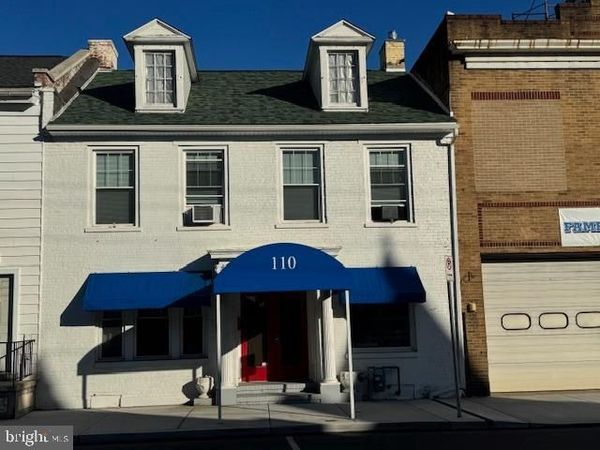 110 VALLEY STREET, LEWISTOWN, PA 17044