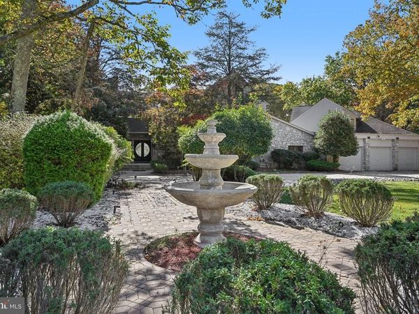 12 N COUNTRY LAKES DRIVE, MARLTON, NJ 08053