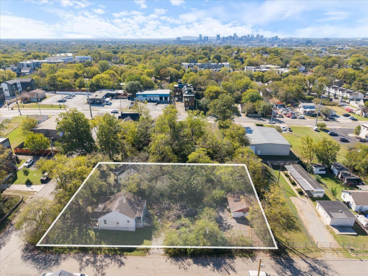 2006 Sultana Ave, Nashville, TN 37207 Main Photo