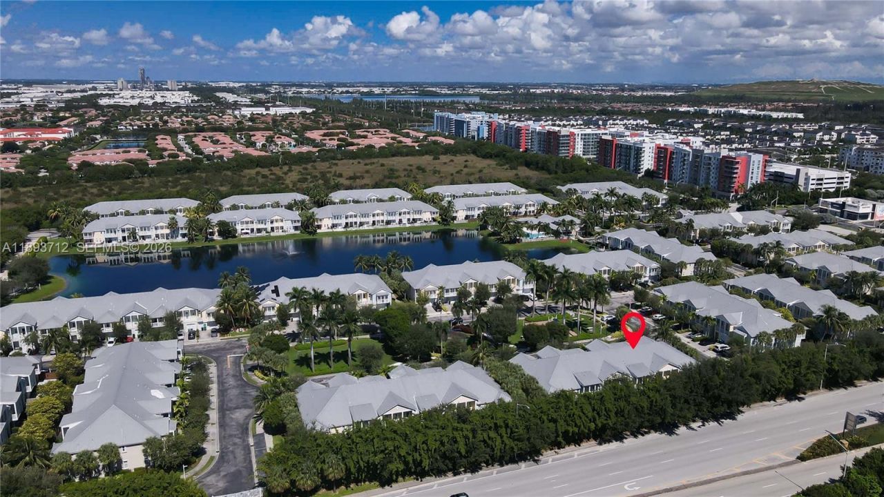 10742 NW 74th Ln, Doral, FL 33178 Photo