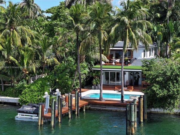 244 W San Marino Dr, Miami Beach, FL 33139