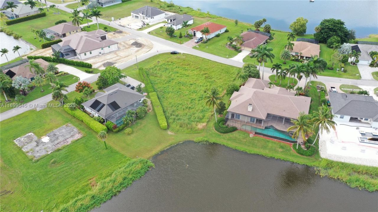 18018 Royal Hammock Blvd, Naples, FL 34114 Photo