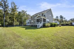 1060 Hunt Club photo 4