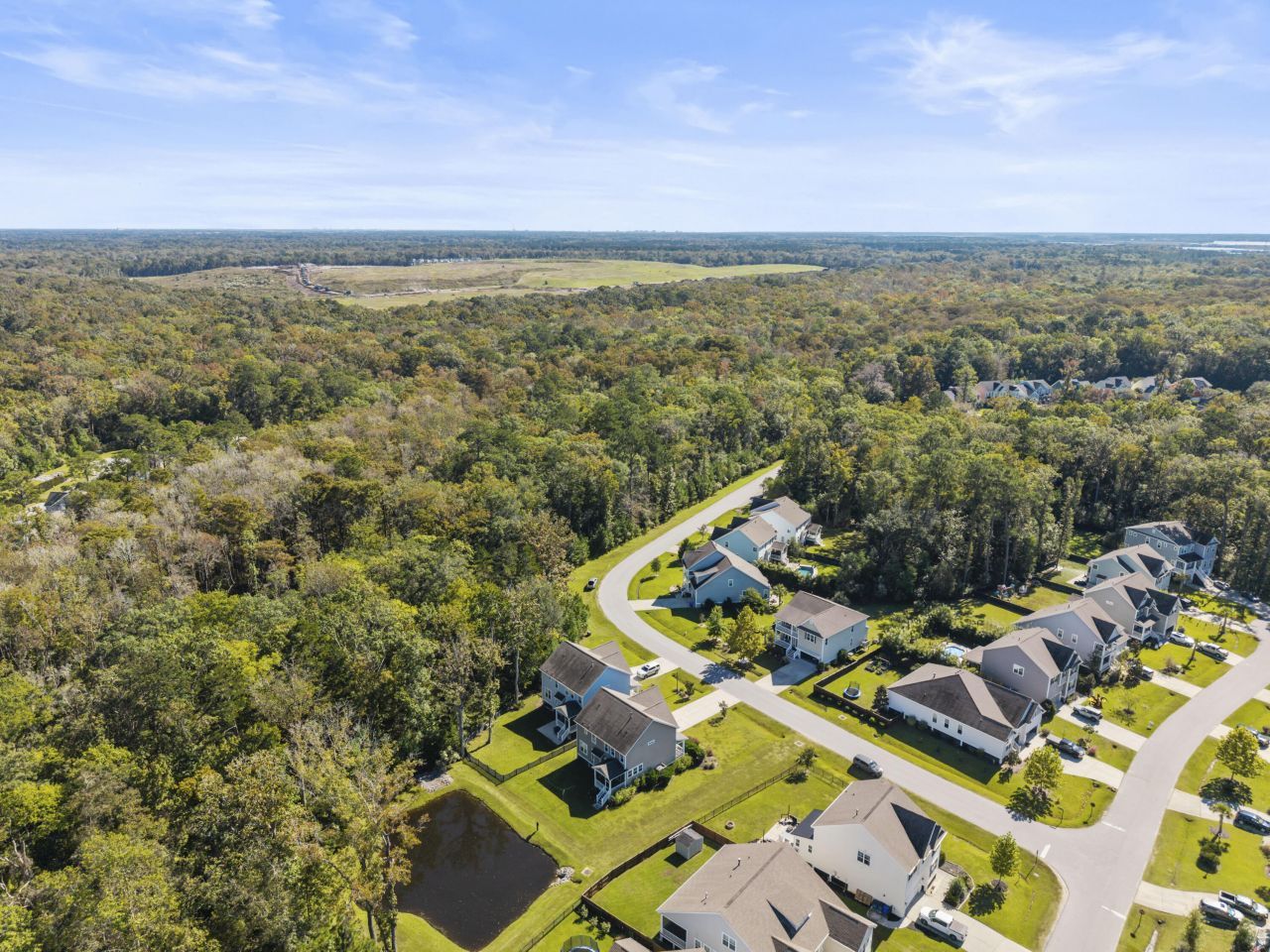 1060 Hunt Club Photo 37