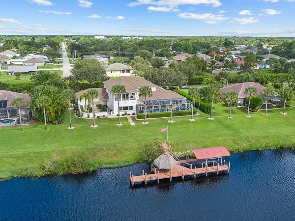 2618 SW River Shore Drive, Port Saint Lucie, FL 34984