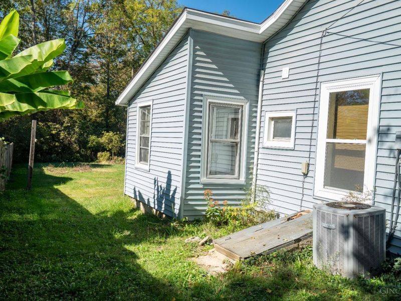 3683 St Rt 132, Batavia Twp, OH 45103 Photo 5