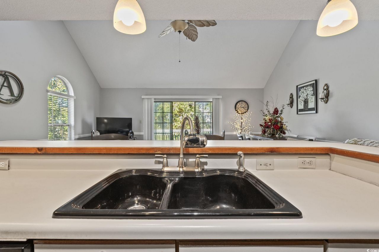 4349 Spa Dr. Photo 10