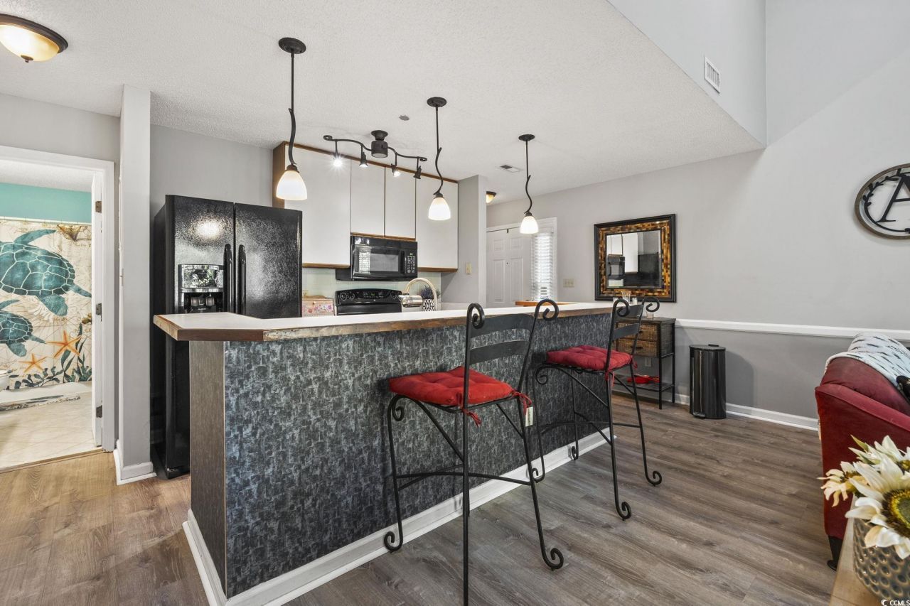 4349 Spa Dr. Photo 8