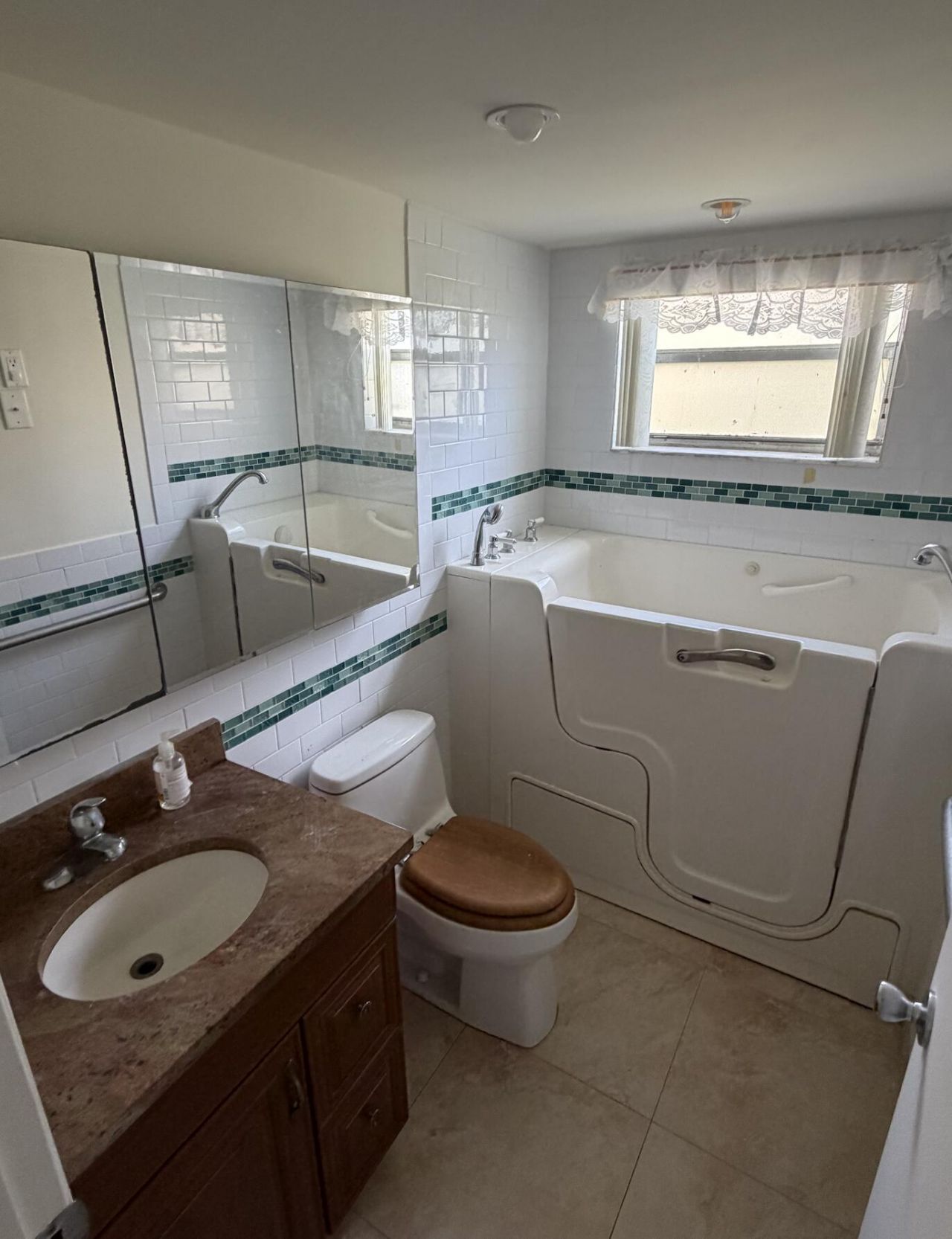 157 Saxony D, Delray Beach, FL 33446 Photo
