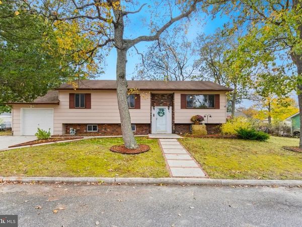 42 MONROE AVENUE, BROWNS MILLS, NJ 08015