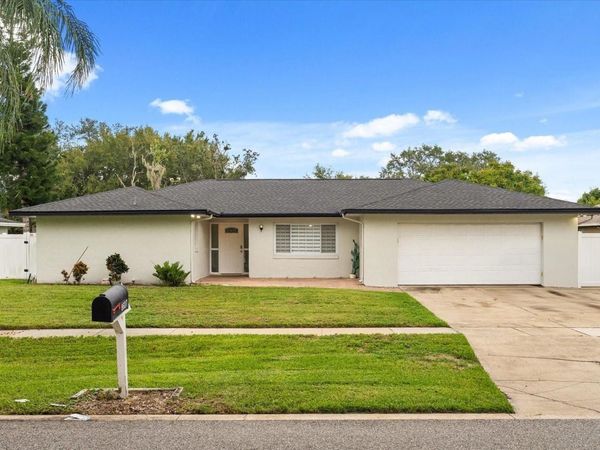 8607 SANDBERRY BOULEVARD, ORLANDO, FL 32819