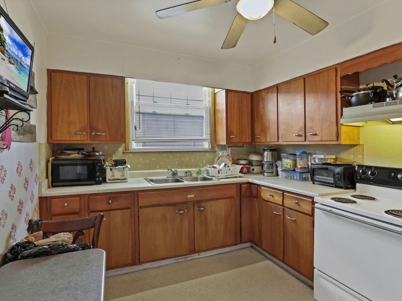 151 S Wayne Avenue, Columbus, OH 43204 Photo 5