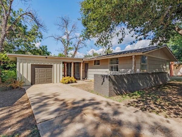 311 Miami Street, Coleman, TX 76834