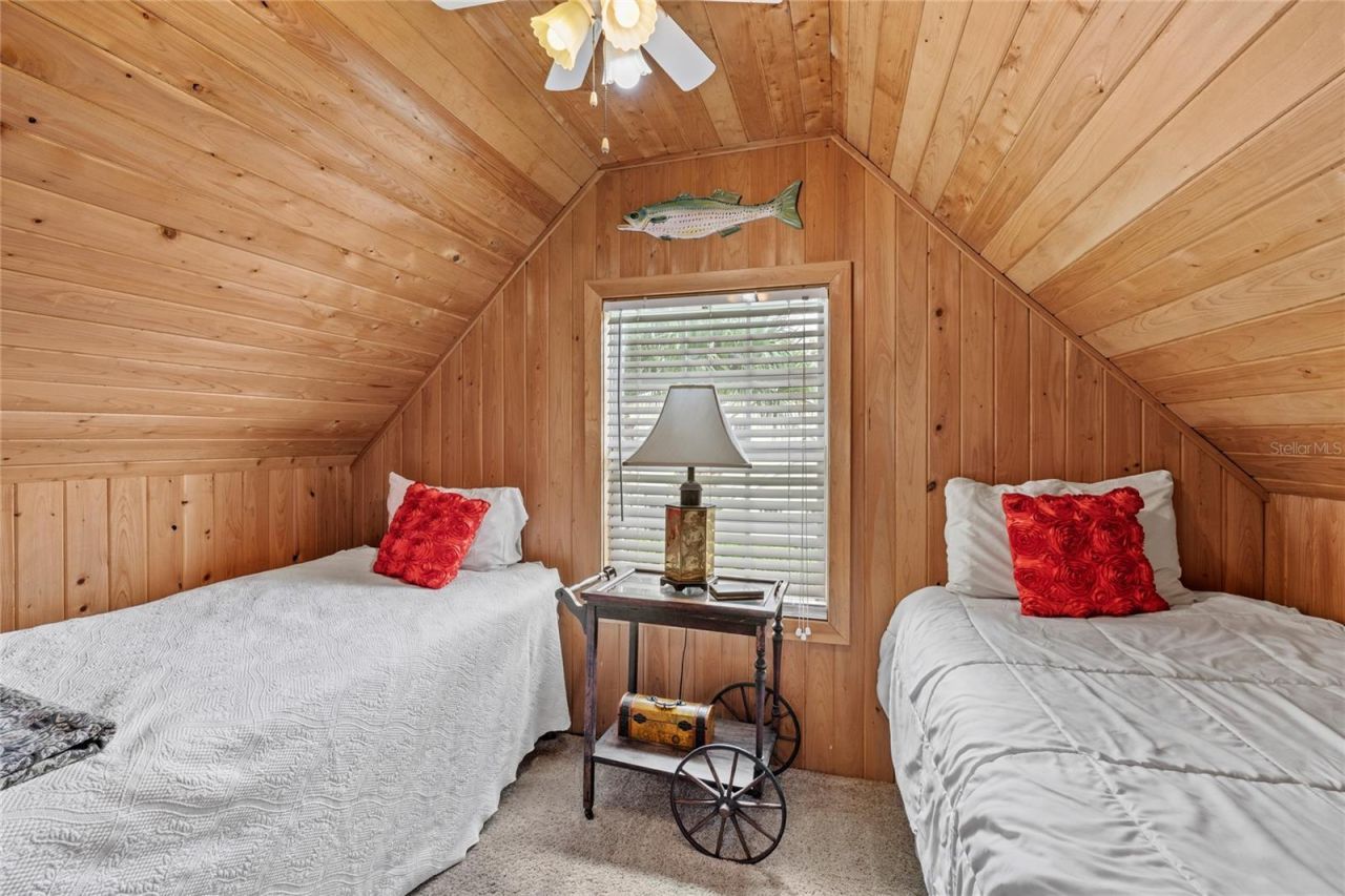 442 E 3rd Avenue, Mount Dora, FL 32757 Photo