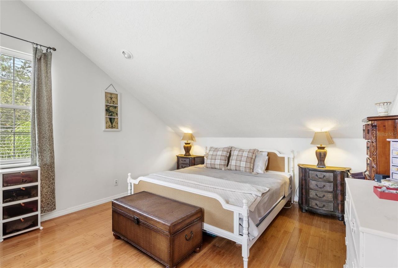 442 E 3rd Avenue, Mount Dora, FL 32757 Photo