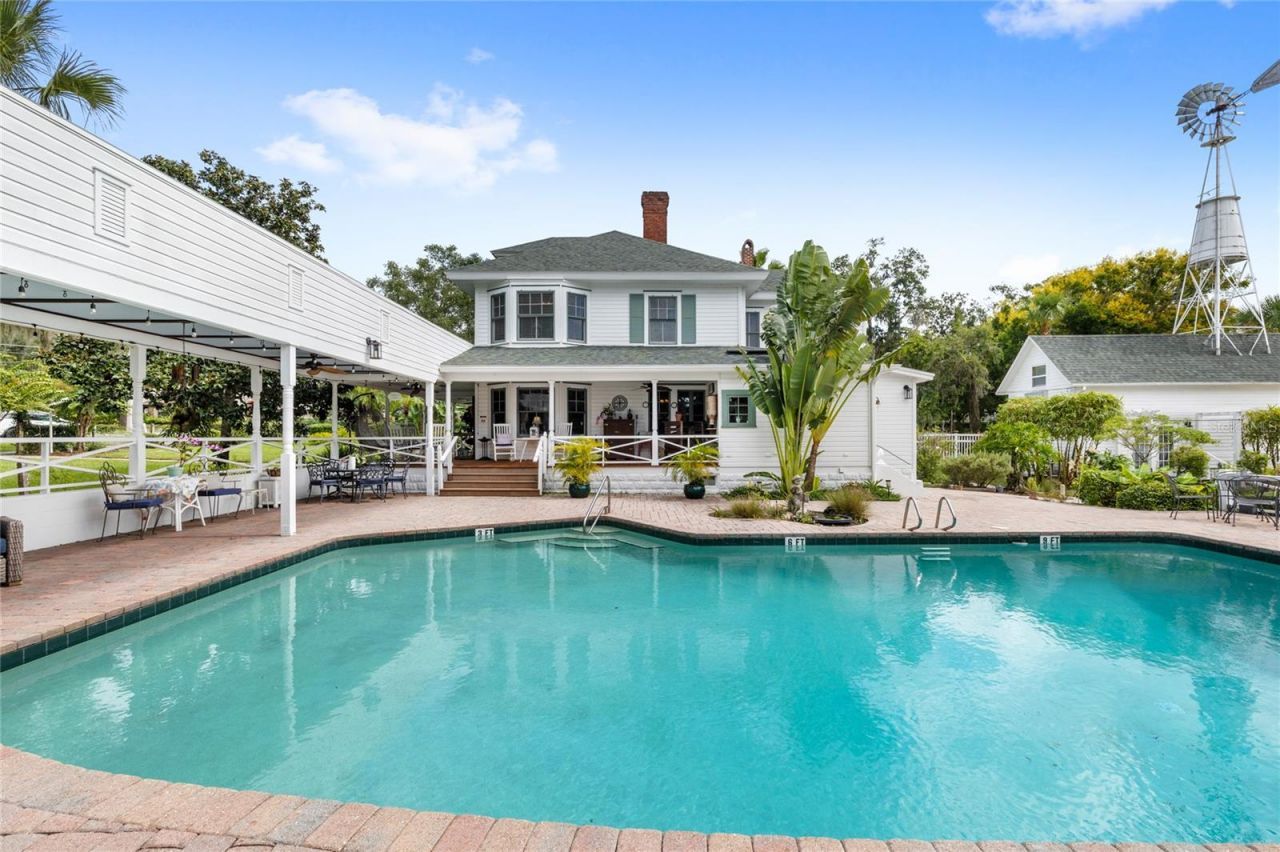 442 E 3rd Avenue, Mount Dora, FL 32757 Photo