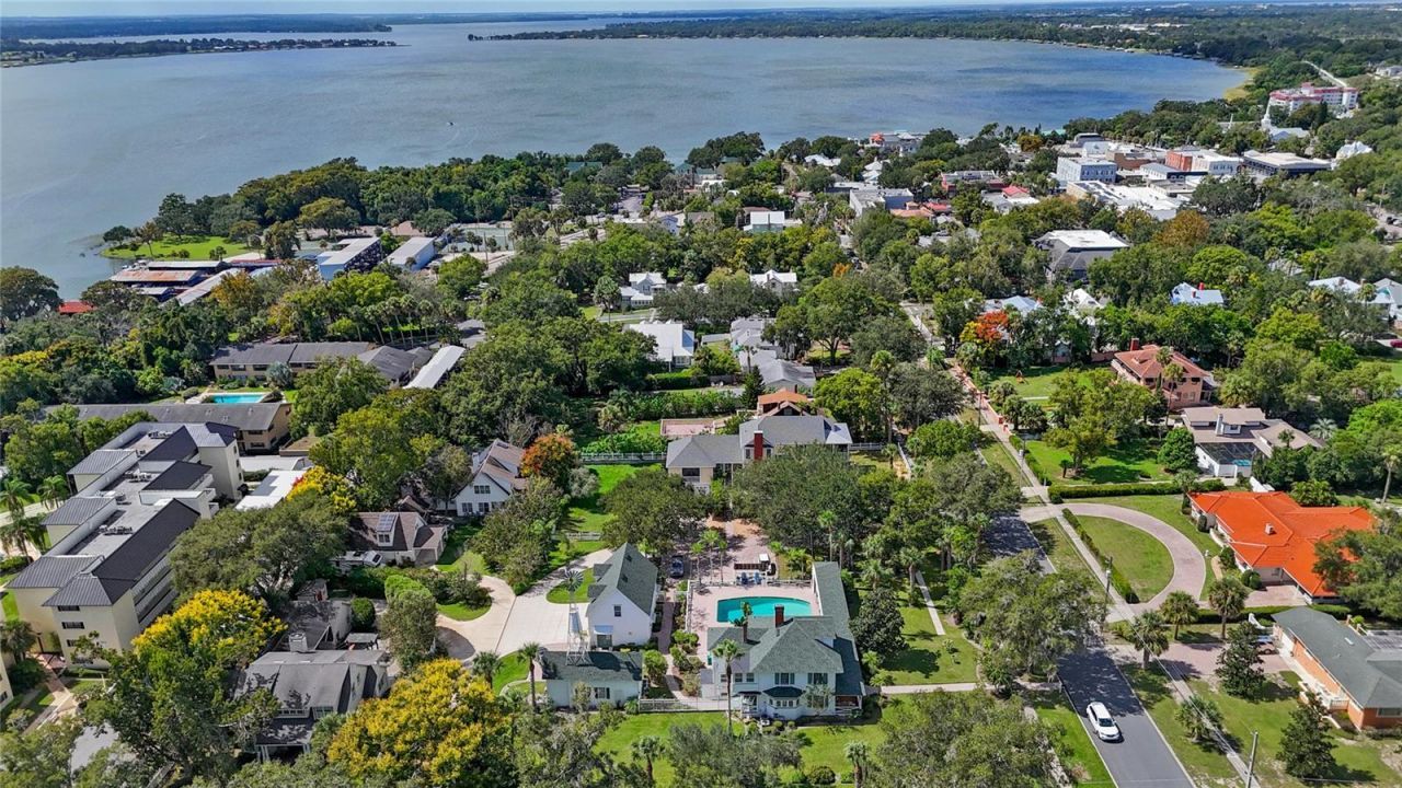 442 E 3rd Avenue, Mount Dora, FL 32757 Photo