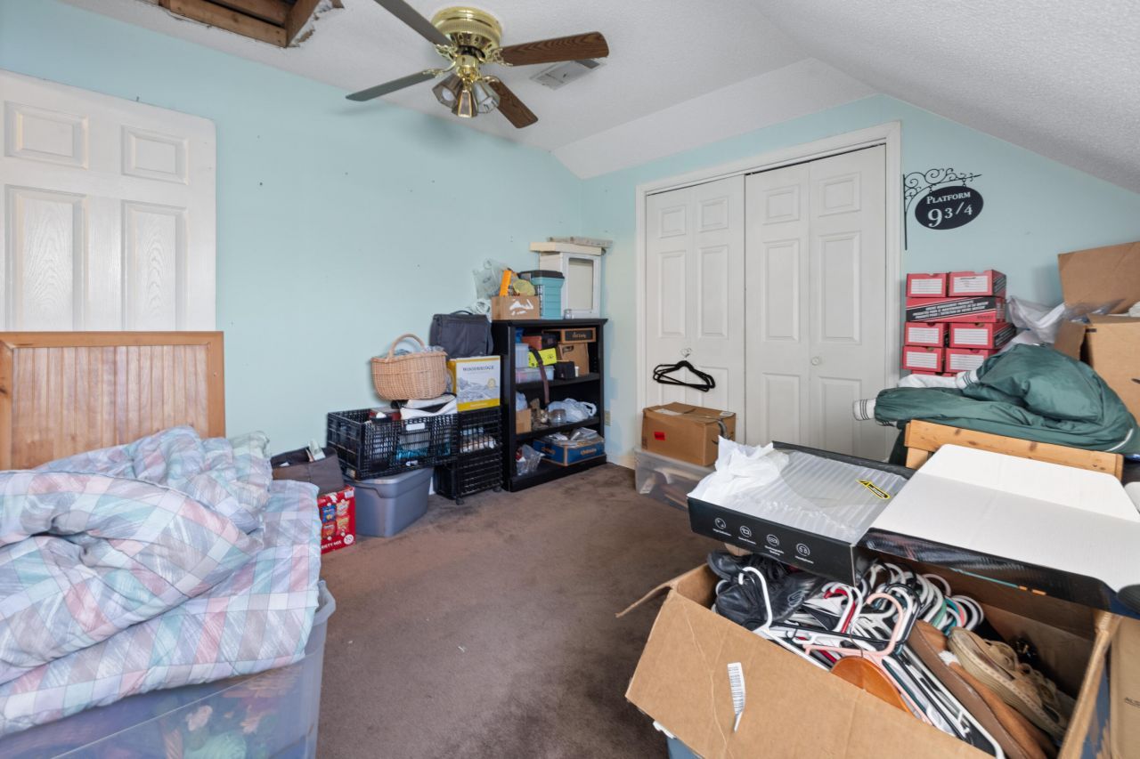 894 W 7th Street Photo 16