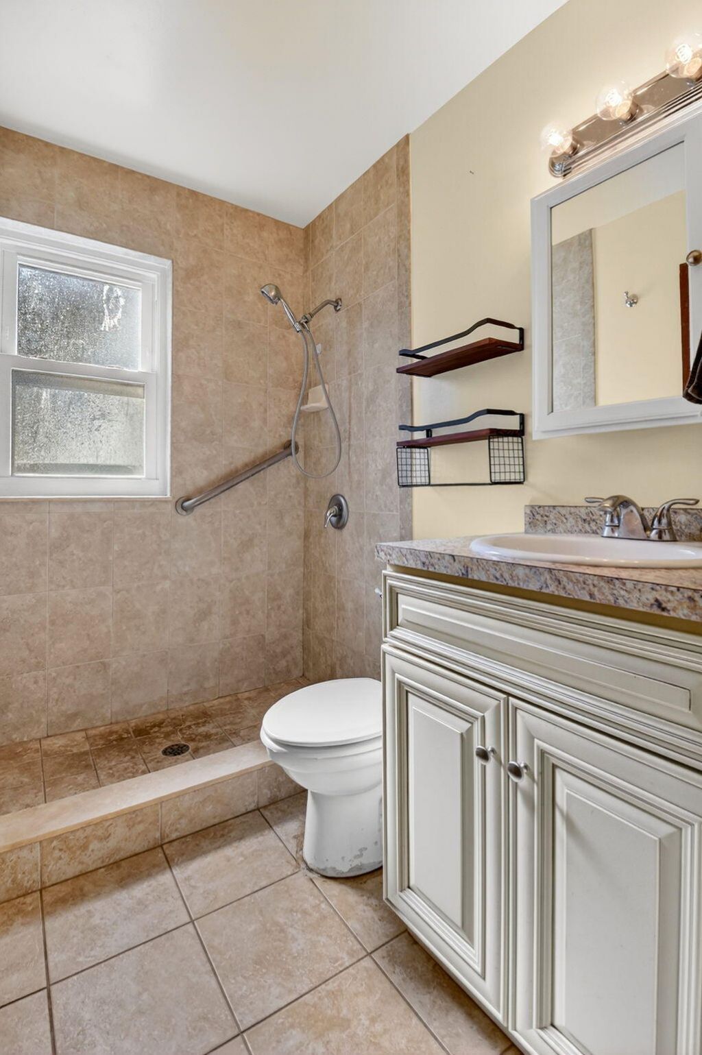 844 Bradley Street, West Palm Beach, FL 33405 Photo