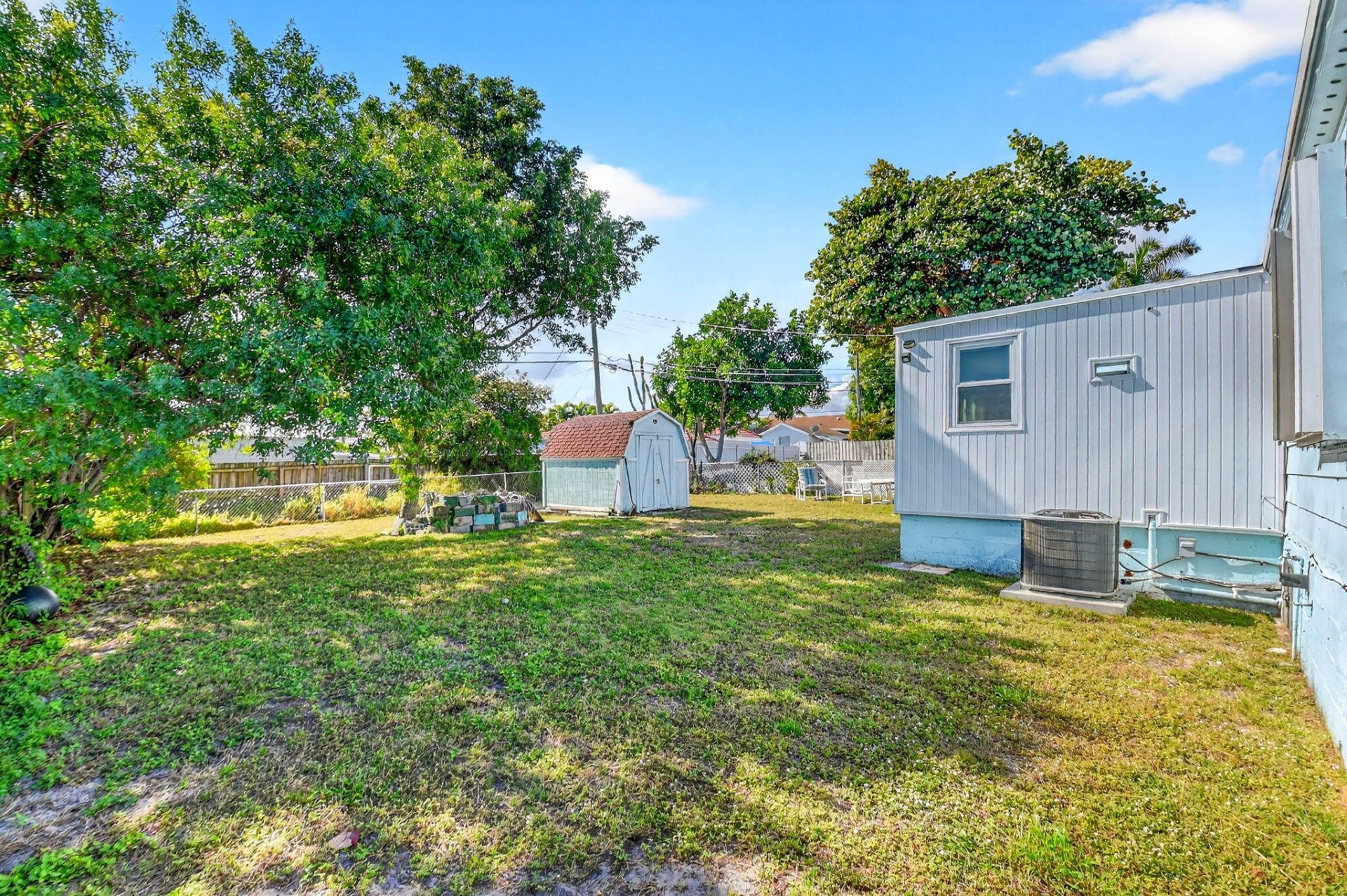 844 Bradley Street, West Palm Beach, FL 33405 Photo