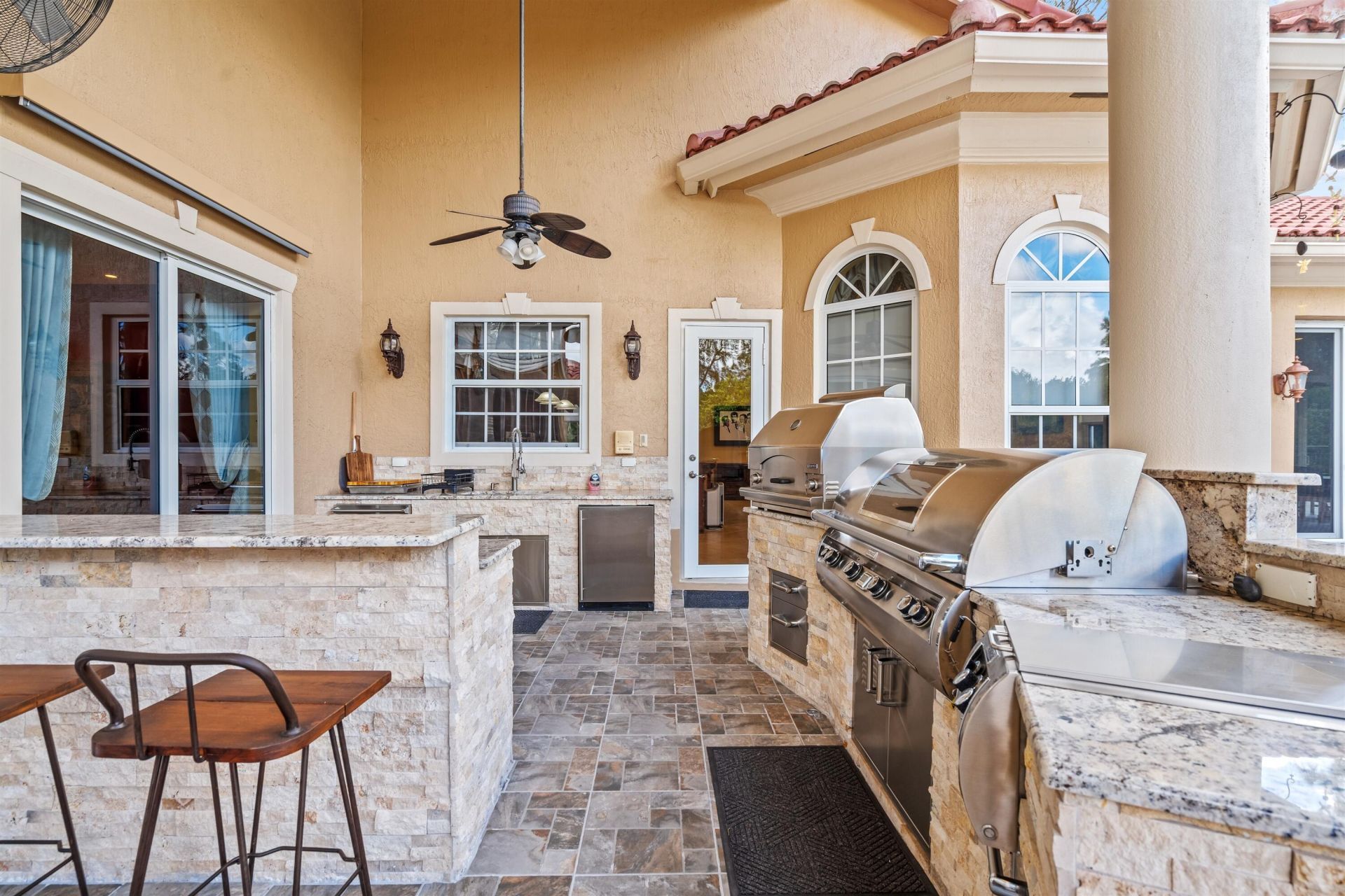 6071 NW 69th Way, Parkland, FL 33067 Photo