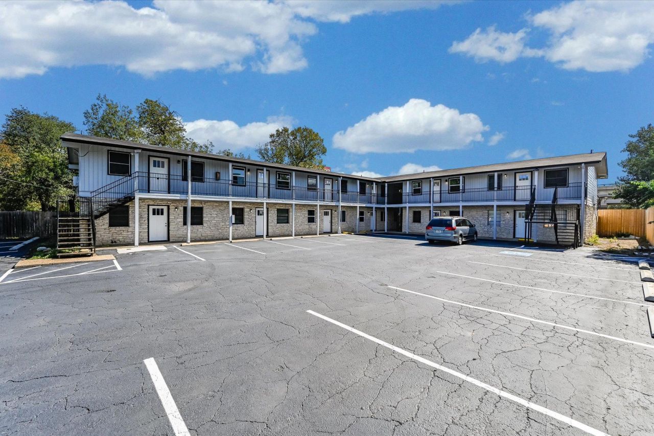 3703 Harmon Ave, Unit 103, Austin, TX 78705 Main Photo