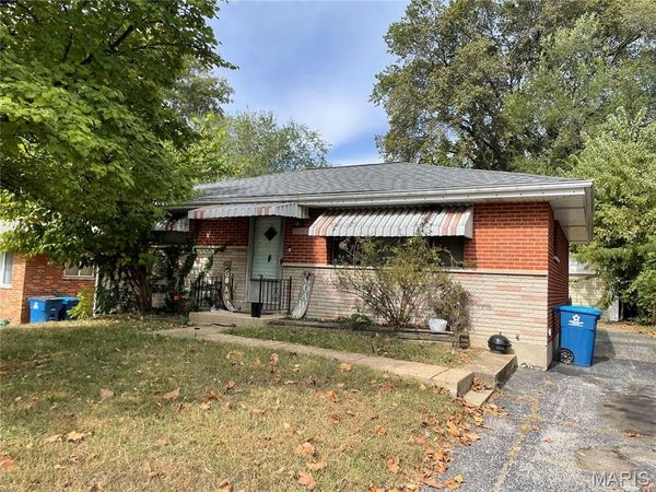 1135 Cove Lane, Unincorporated, MO 63138