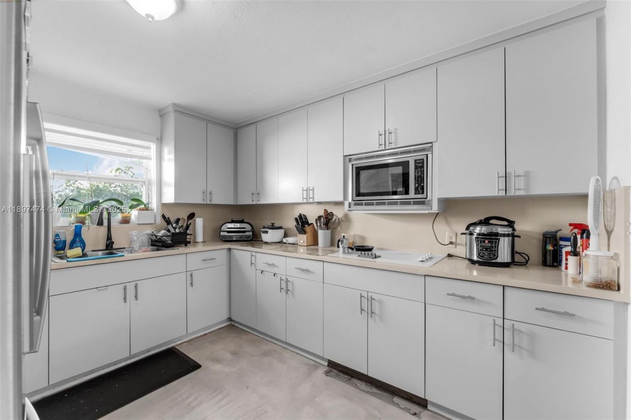 8811 SW 128th St, Miami, FL 33176 Photo