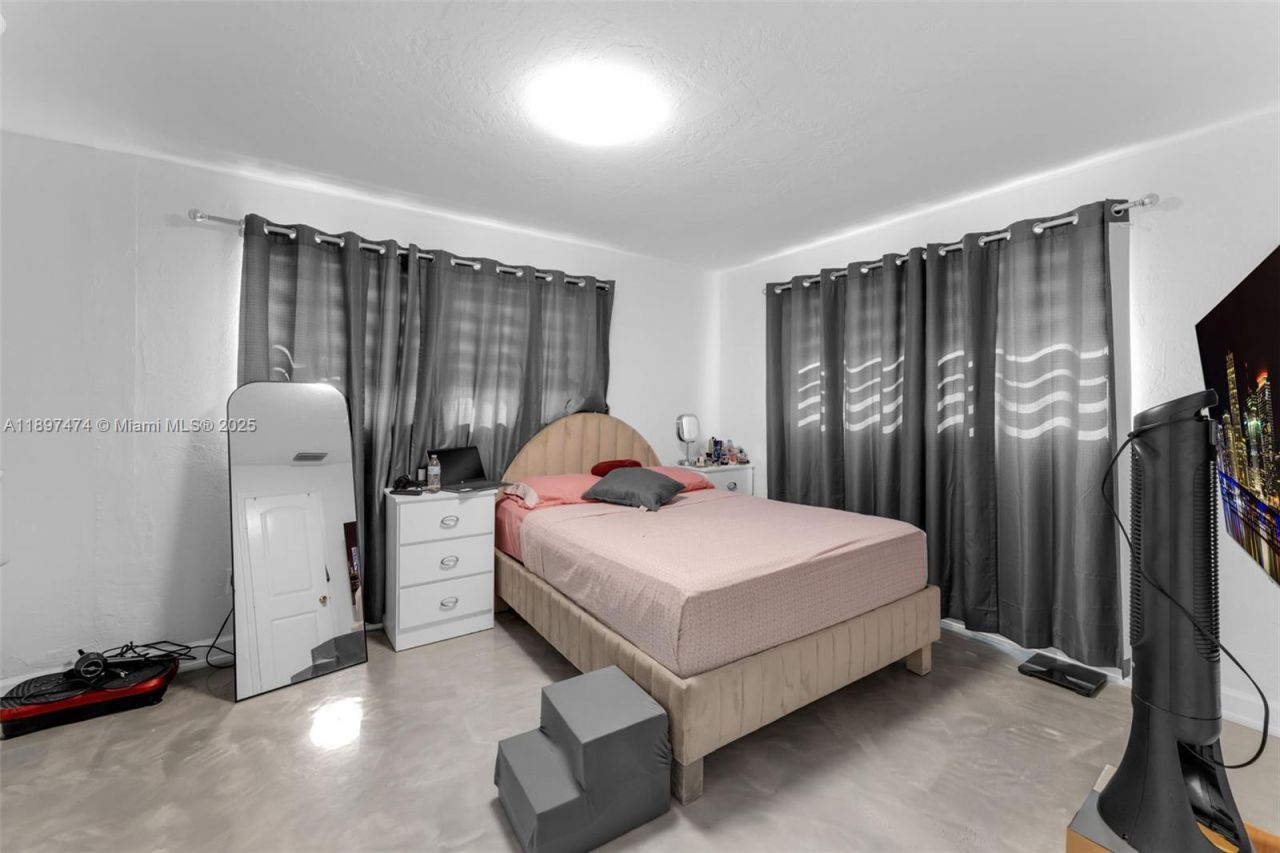 8811 SW 128th St, Miami, FL 33176 Photo