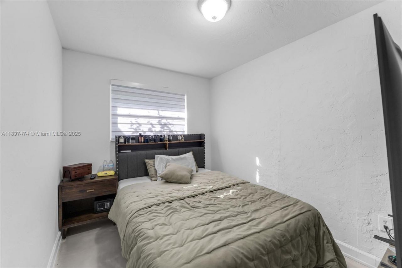 8811 SW 128th St, Miami, FL 33176 Photo