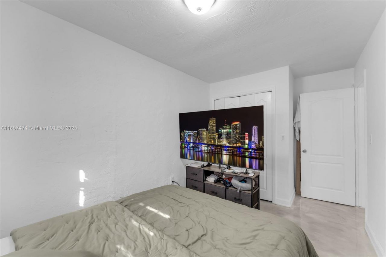 8811 SW 128th St, Miami, FL 33176 Photo