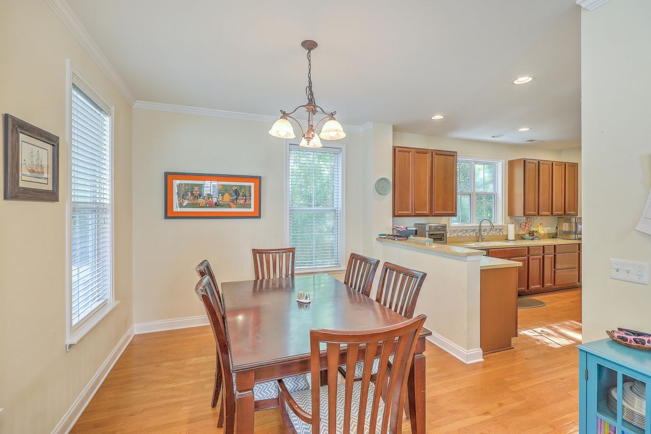 1866 Dogwood Road Photo 10