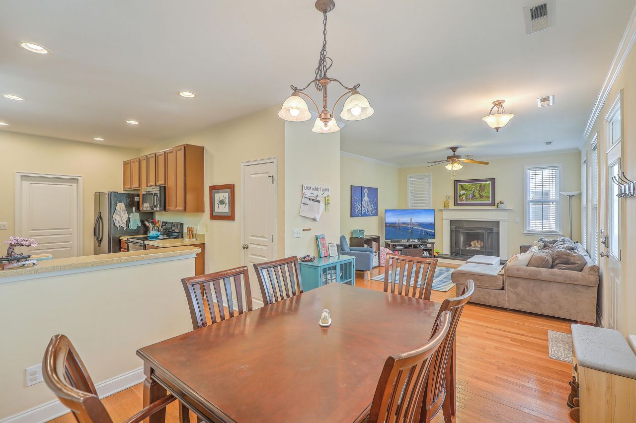 1866 Dogwood Road Photo 11