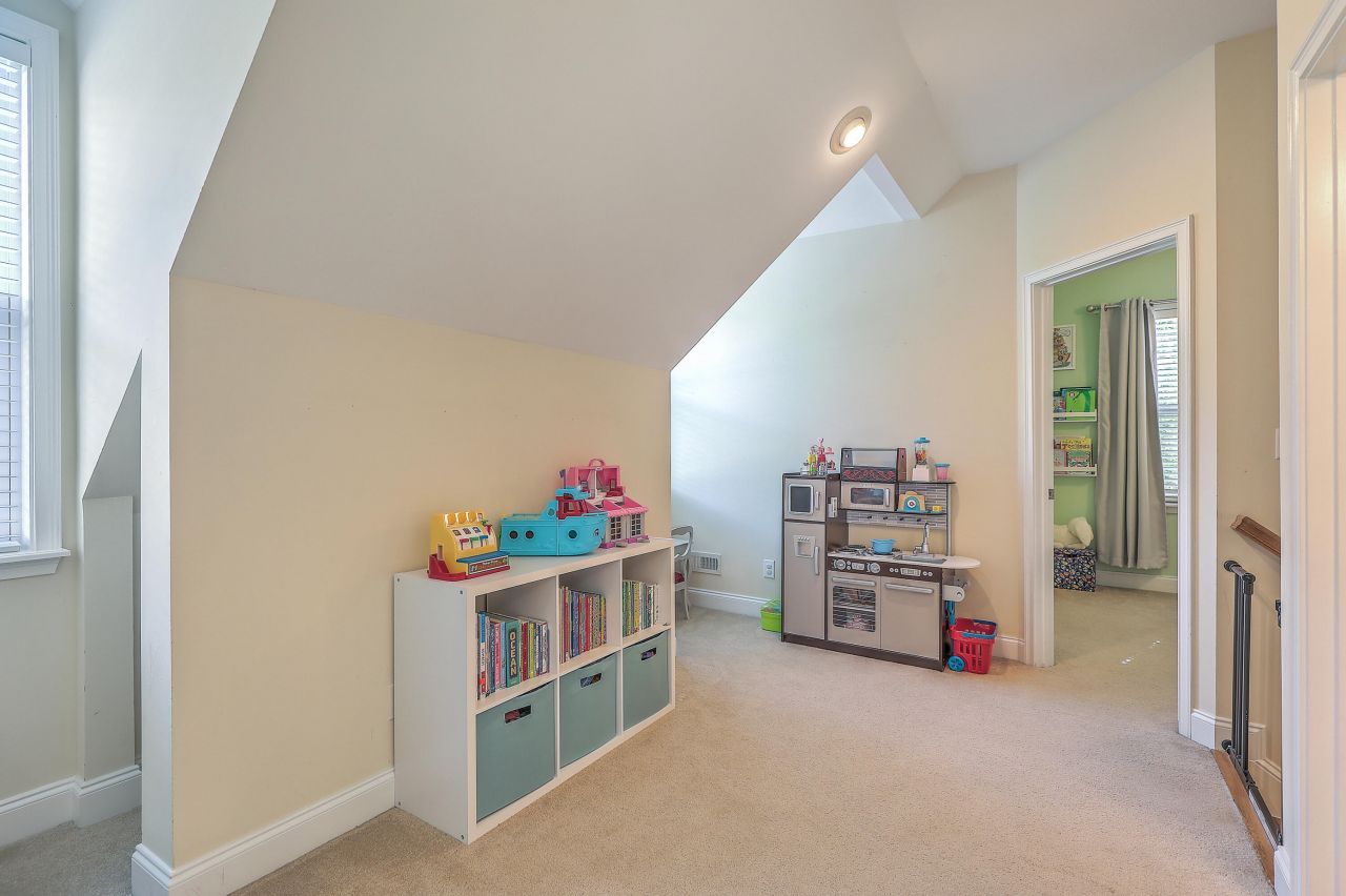 1866 Dogwood Road Photo 27