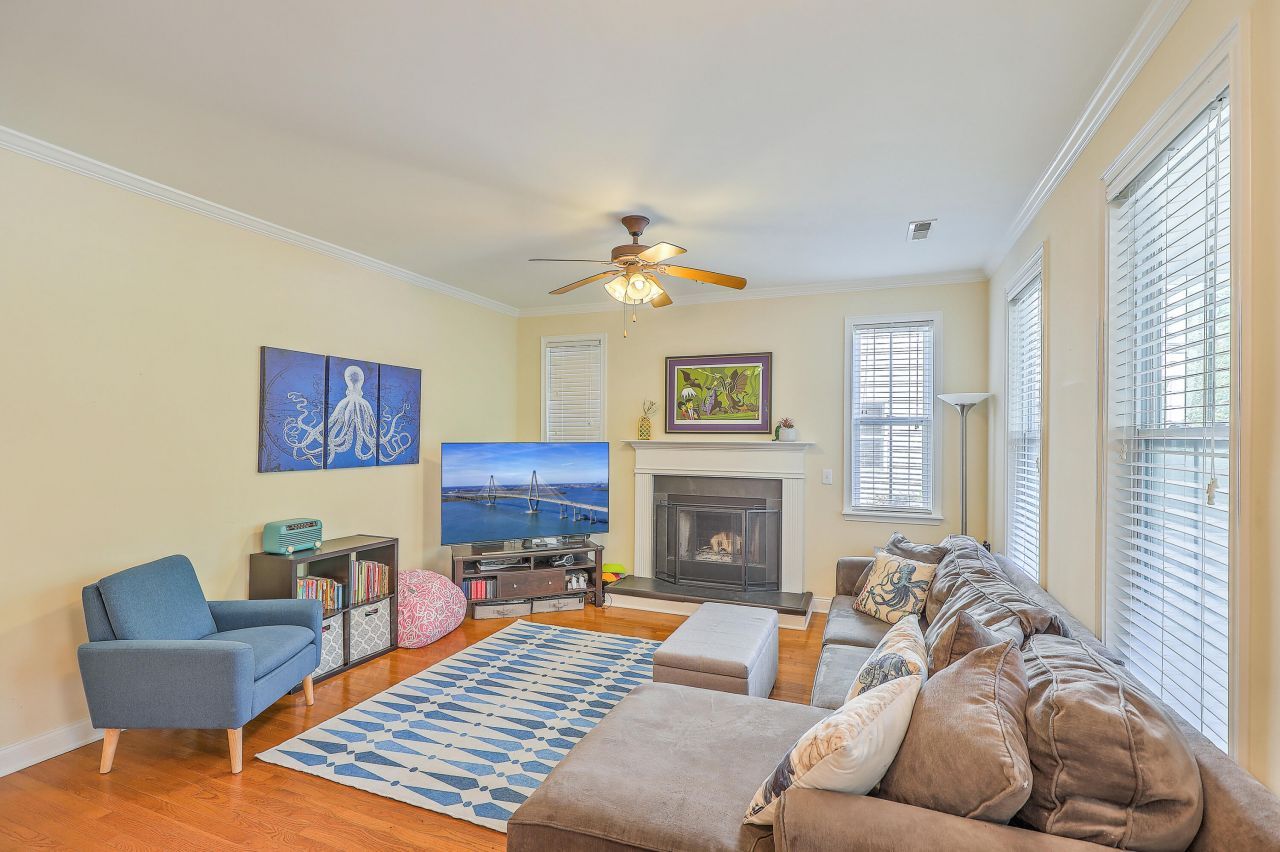 1866 Dogwood Road Photo 7