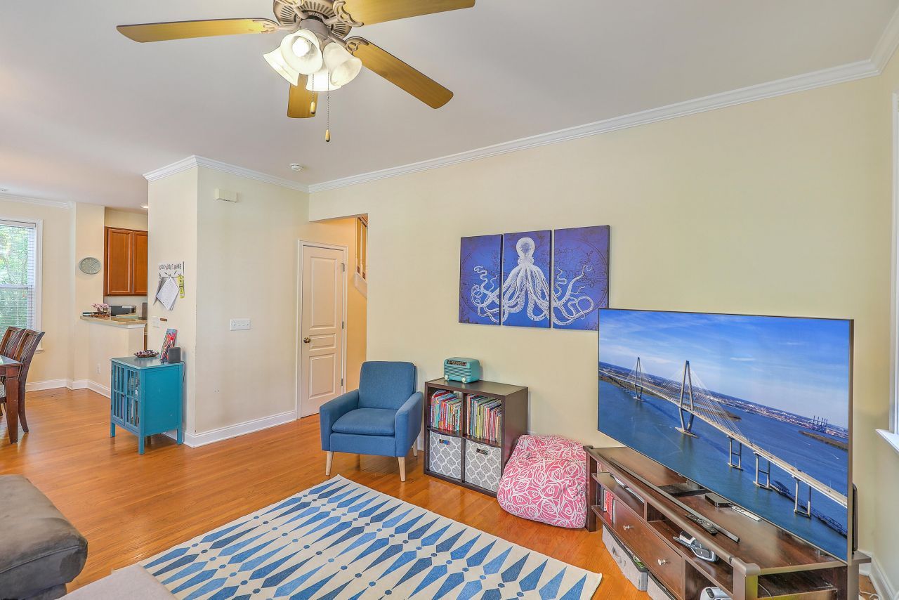 1866 Dogwood Road Photo 8