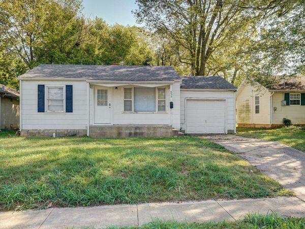 852 S New Avenue, Springfield, MO 65806