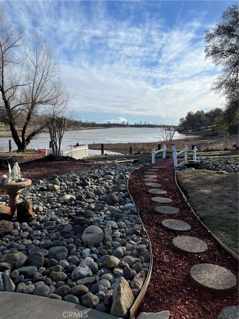 19988 Paso Robles, Redding, CA 96003 Main Photo