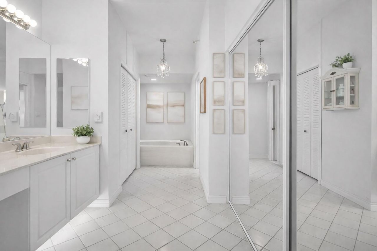 7715 Southampton Terrace, Unit 301, Tamarac, FL 33321 Photo