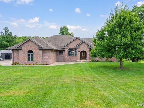 514 Lakeside Manor Drive, Kirksville, MO 63501