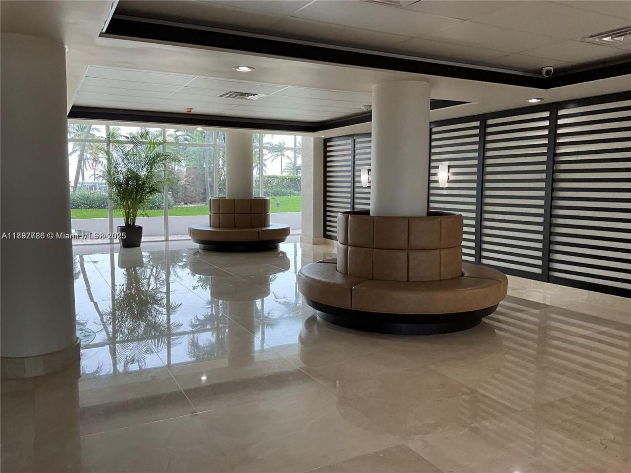 5005 Collins Ave, Unit 1523, Miami Beach, FL 33140 Photo