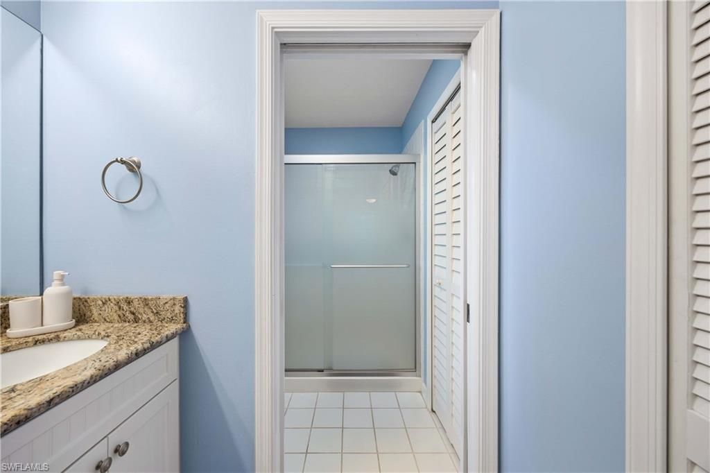 7050 Barrington Cir, Unit 202, Naples, FL 34108 Photo