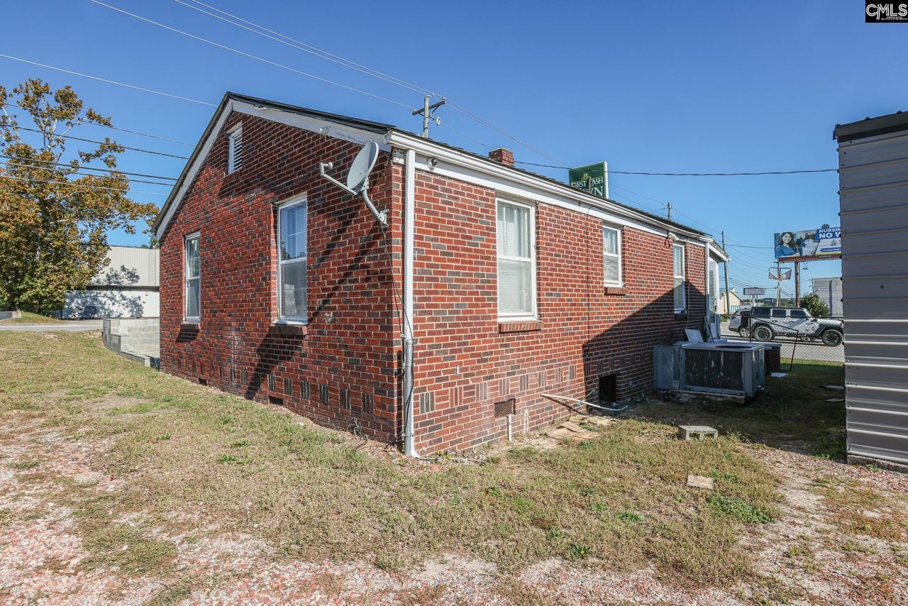 6832 Two Notch Road  Photo 14