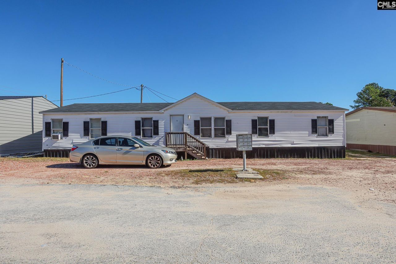 6832 Two Notch Road  Photo 16