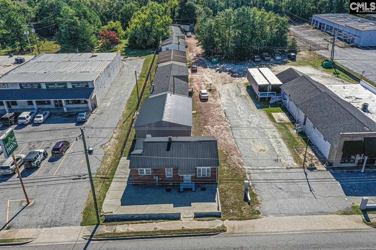 6832 Two Notch Road  Photo 8