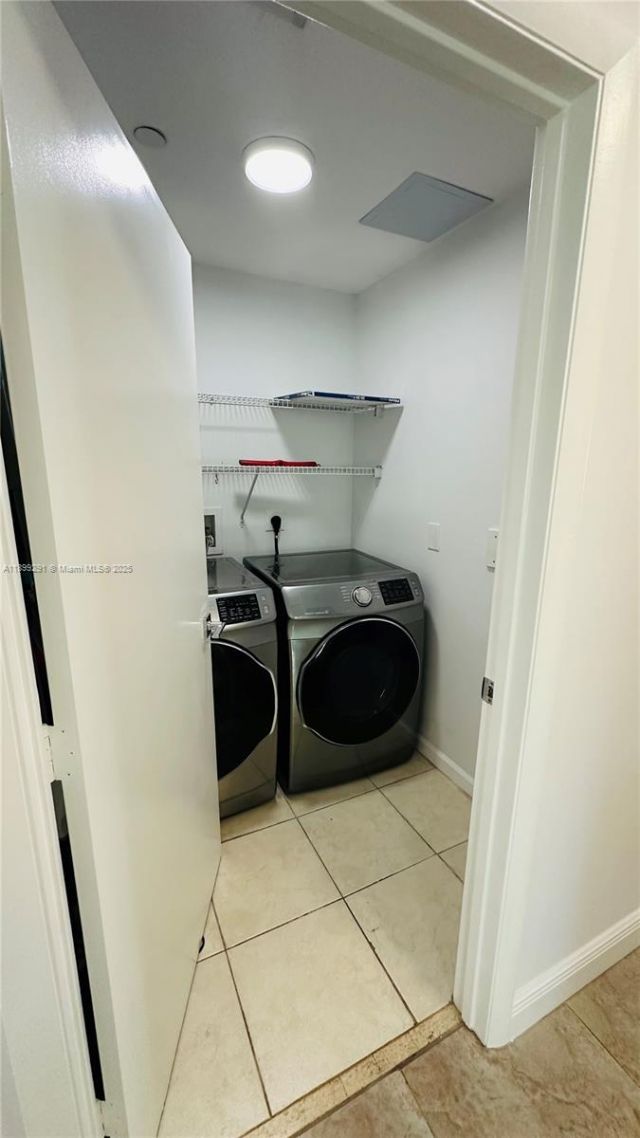 3340 NE 190th St, Unit 403, Aventura, FL 33180 Photo